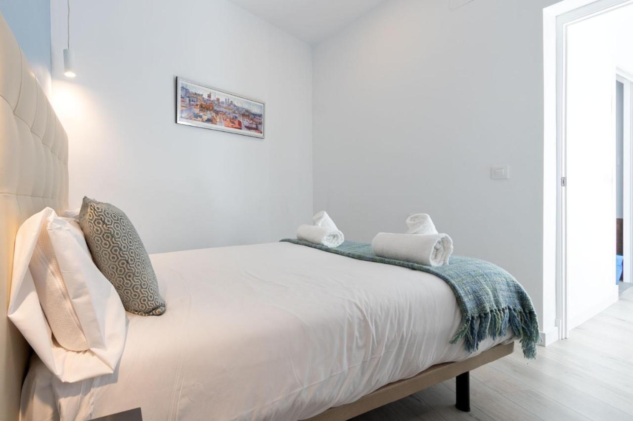 Nine O Clock San Luis Skyview Sevilha Exterior foto
